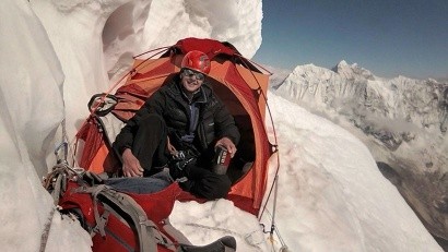 Наши в Гималаях: восхождение на вершину Ама-Даблам Михаил Вещагин посвятил Великой Победе