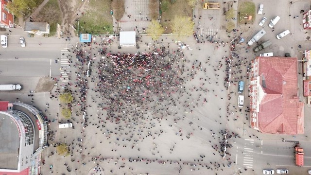 Митинги в Архангельске сменили формат и собрали в разы меньше участников