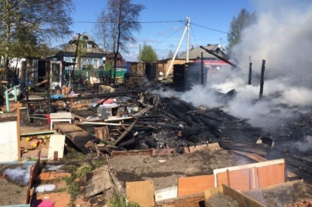 В Новодвинске многодетная семья осталась без жилья из-за пожара