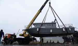 В акватории Архангельска начались ходовые испытания катера «Баренц-1100»