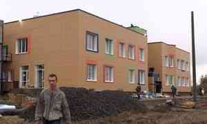 Глава Архангельска Игорь Годзиш проверил ход строительства нового детского сада в Соломбале