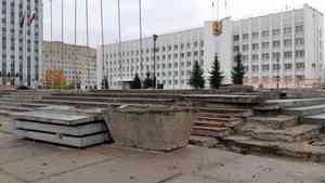 Ремонт лестницы на площади Ленина завершится до 30 октября