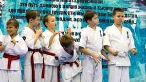 Чемпион мира по кёкусинкай каратэ поделился своим мастерством в Архангельске