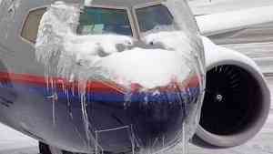 Архангельский аэропорт возобновил работу после ледяного дождя