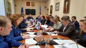 Депутаты Архоблсобрания обсудили проблемы старта мусорной реформы в Поморье