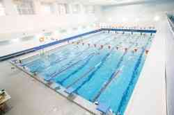 В плавательном бассейне САФУ  школьников научат плавать