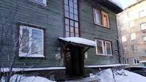 Пожар в «деревяшке» в центре Архангельска унес жизнь женщины