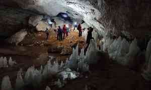 Фотографы National Geographic покажут пинежские пещеры всей России