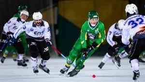 «Водник» вышел в полуфинал Чемпионата России по хоккею с мячом