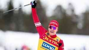 Лыжник Архангельской области выиграл гонку на 50 км на этапе Кубка мира в Норвегии