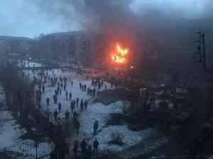 В многоэтажке в Магнитогорске произошёл взрыв — погибли двое