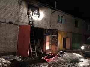 Мужчина погиб при ночном пожаре в гараже в Северодвинске