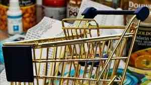 Ослабление рубля и коронавирус могут на 20% увеличить цены на продукты в магазинах