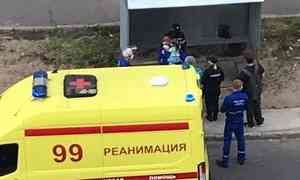 Очевидцы: в Архангельске мать выбросила дочку из окна
