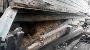 В Архангельске произошли подвижки фундамента и обрушение печей в трёх деревянных домах