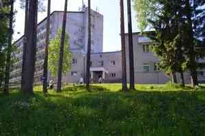 Федерация профсоюзов начала выплачивать работникам санатория «Беломорье» долги по зарплате