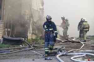 Житель Вилегодского района погиб из-за пожара в деревянном доме. Здание загорелось от свечи