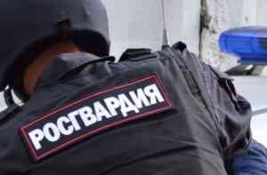 В Архангельске сотрудники Росгвардии задержали осужденного за совершение наркопреступления, объявленного в федеральный розыск 