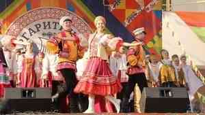 В Петровском парке Архангельска проходит культурная программа Маргаритинской ярмарки