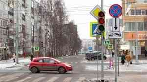 На перекрестке Новгородского проспекта и улицы Логинова скоро заработает светофор