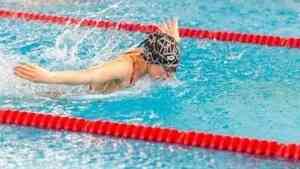 В Архангельске определили сильнейших спортсменов региона по адаптивному плаванию