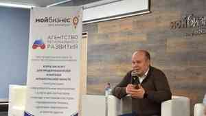 «Час с министром»: Виктор Иконников встретился с предпринимателями региона
