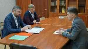 Дмитрий Рожин обсудил с главами Вельского и Коношского района развитие муниципалитетов Дмитрий Рожин обсудил с главами Вельского и Коношского района развитие муниципалитетов