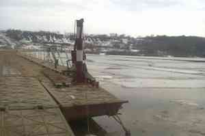 В Архангельской области снесло мост через Емцу