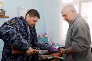 В Архангельской области продолжается реализация мероприятий по добровольной сдаче незаконно хранящихся предметов вооружения