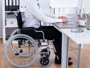 Как и куда устроится инвалиду на работу в 2022 году