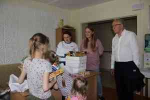 Дети из Донбасса получили в Архангельске пироги и игрушки
