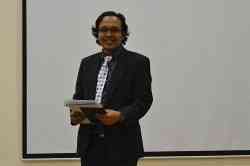 Аспирант САФУ Абдилла Насутион оценил температуру постоянных жителей и гостей Арктики Аспирант САФУ Абдилла Насутион оценил температуру постоянных жителей и гостей Арктики