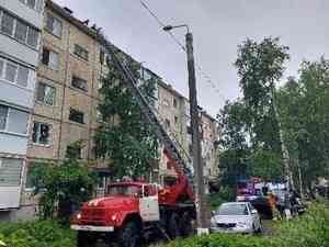 В Архангельске ликвидировали возгорание на крыше жилой пятиэтажки