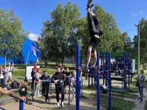 В Архангельске прошли соревнования по уличной атлетике «Street Workout». При поддержке "Единой России"