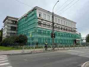 Капитальный ремонт школ Архангельска продолжается набранными темпами