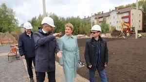 «Правительственный десант» в Новодвинске: внимание - на социальные стройки