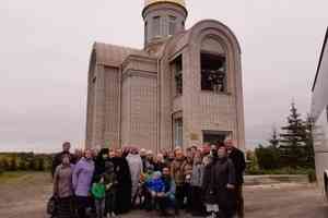Заряд духовного вдохновения: община маймаксанского храма посетила святыни Лявли