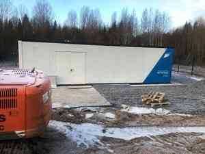 В деревне Рембуево Холмогорского района подрядчик ведет монтаж станции очистки холодной воды