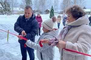 К Новому году в селе Долматово Вельского района открыли обновленный Дом культуры