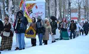 Иностранных студентов САФУ и СГМУ познакомили с традициями празднования святочных дней на Русском Севере