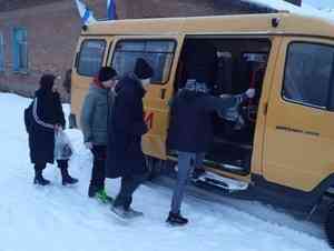 В пять школ Вельского района прибыли новые автобусы