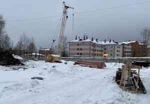 В Новодвинске строят дом для участников переселения из аварийного жилья