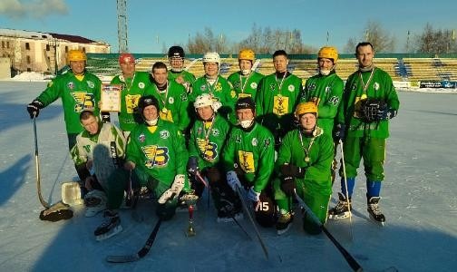 Сборная Архангельска стала первой в соревнованиях по хоккею с мячом