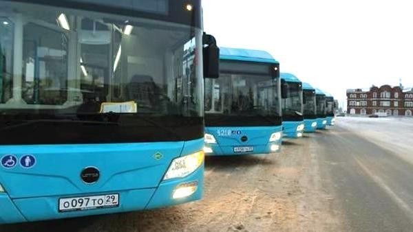 В Архангельске с завтрашнего дня изменится расписание еще трех автобусных маршрутов