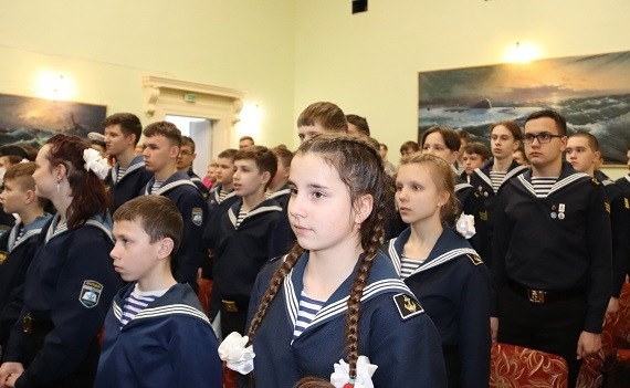 «Поморские сборы» объединили в городе корабелов юных моряков России