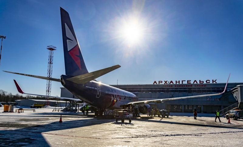 В международном аэропорту Архангельск продолжается подготовка к реконструкции взлетно-посадочной полосы