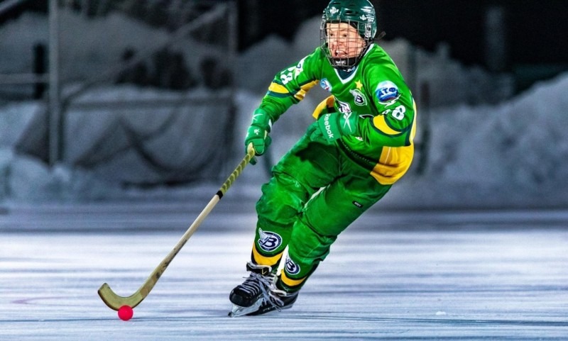 Полузащитнику «Водника» Михаилу Ширшову присвоили звание «Мастер спорта России» Полузащитнику «Водника» Михаилу Ширшову присвоили звание «Мастер спорта России»