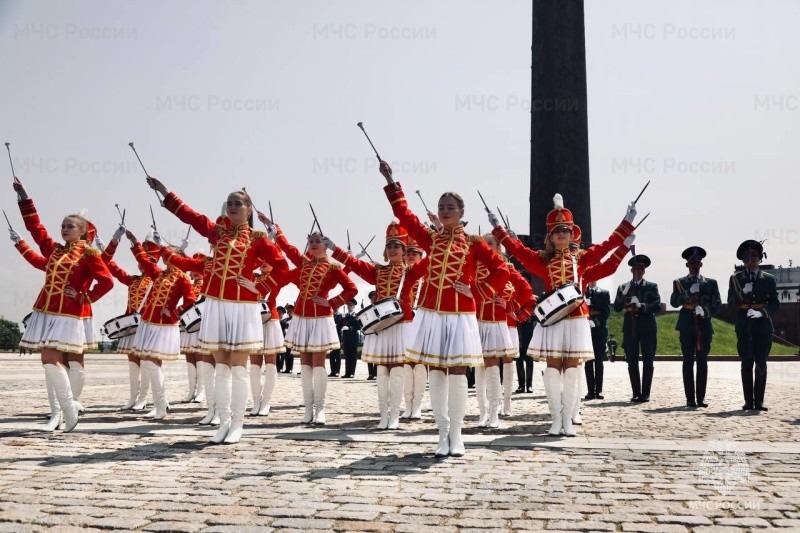 МЧС России провело тематический выходной в рамках проекта "Выходные в Парке Победы"