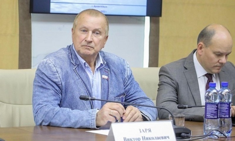 Глава Архангельской области поддержал проект по благоустройству дворовых территорий