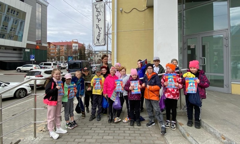Многодетные семьи Поморья могут бесплатно посетить спектакли Архангельского театра кукол
